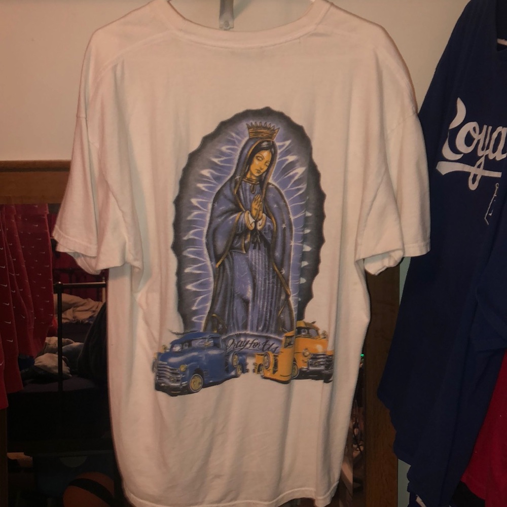 a Authentic shirt